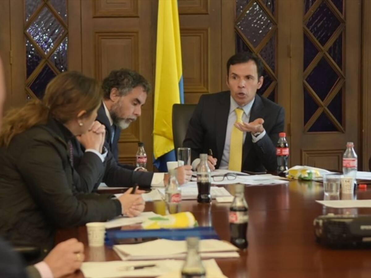 Sigue congelada la ley de procedimiento de la JEP