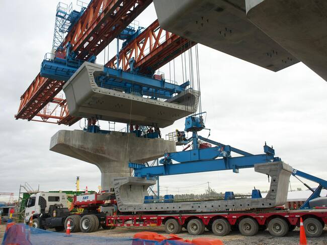 Construcción viaducto Metro de Bogotá. Foto: X @CarlosFGalan