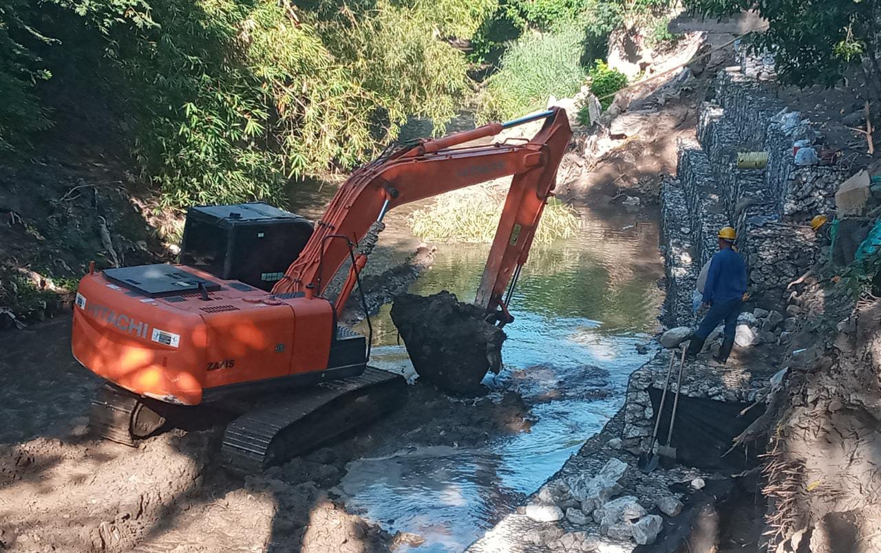 Trabajos en el río Manzanares/ Corpamag