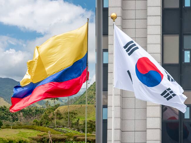 Banderas de Colombia y Corea del Sur imagen de referencia. Foto: Getty Images.
