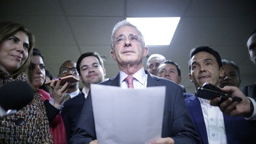 El expresidente Uribe siempre ha negado esas acusaciones en su contra. Foto: Colprensa.