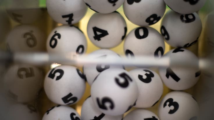 Bolas de lotería en juego (Getty Images)
