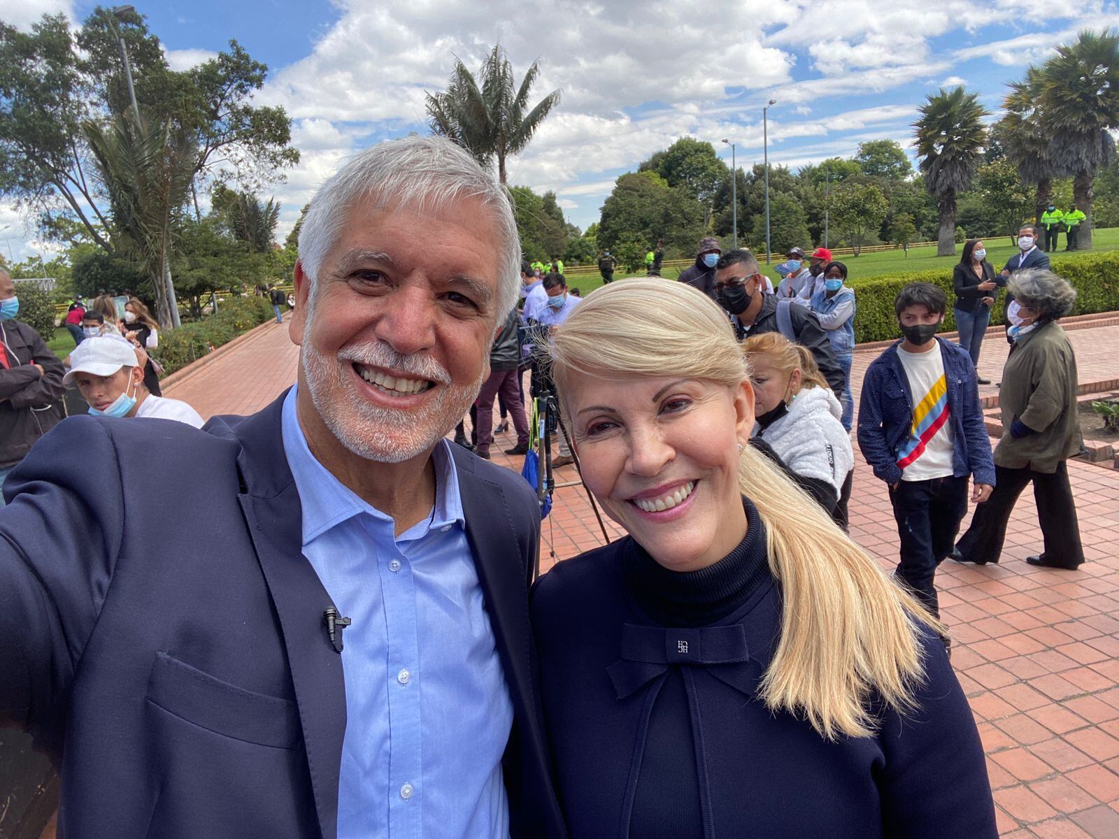 Enrique Peñalosa: “los ciudadanos tienen que escoger entre los que hablan y los que hacen”. Foto: Dilian Francisca Toro