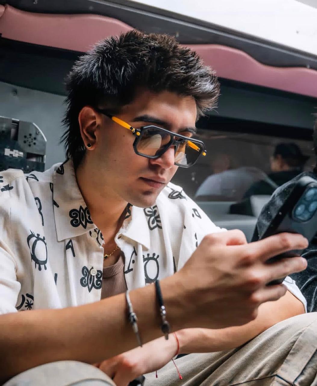 Daniel Merak, cantante. Foto: Instagram @danielmerak