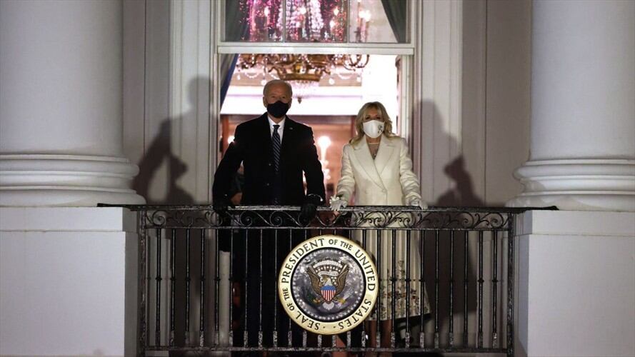 El evento "Celebrating America" fue el reemplazo de los conciertos y bailes que normalmente animan la capital estadounidense en cada toma de posesión. Foto: Getty Images