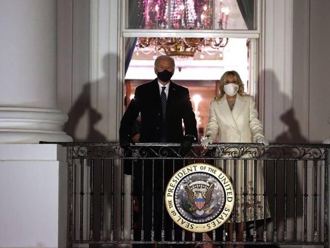 El evento "Celebrating America" fue el reemplazo de los conciertos y bailes que normalmente animan la capital estadounidense en cada toma de posesión. Foto: Getty Images