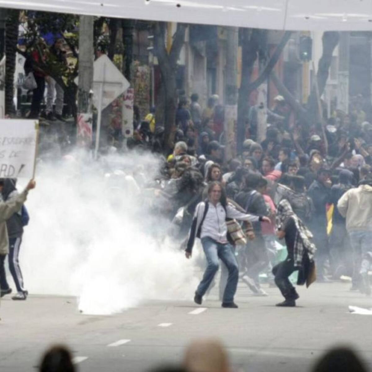 Personas que participen en vandalismo tendrían prohibido el acceso a partidos, conciertos y otros
