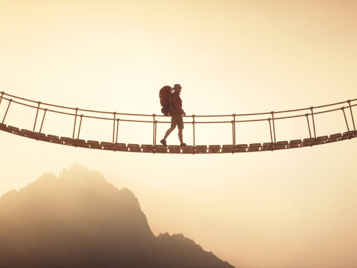 ¿Entre quiénes hay que construir puentes?