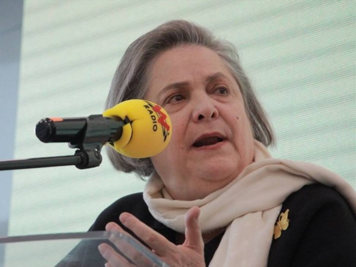 Clara López, fórmula de Humberto De la Calle responde al contra punteo de Vicky Dávila