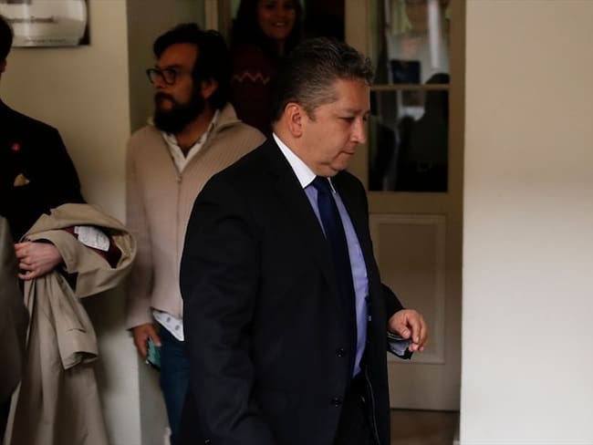 Un juez ordenó al periodista Herbin Hoyos rectificar lo dicho en el diario El Meridiano de Córdoba en contra de Iván Cepeda y Alirio Uribe. Foto: Colprensa