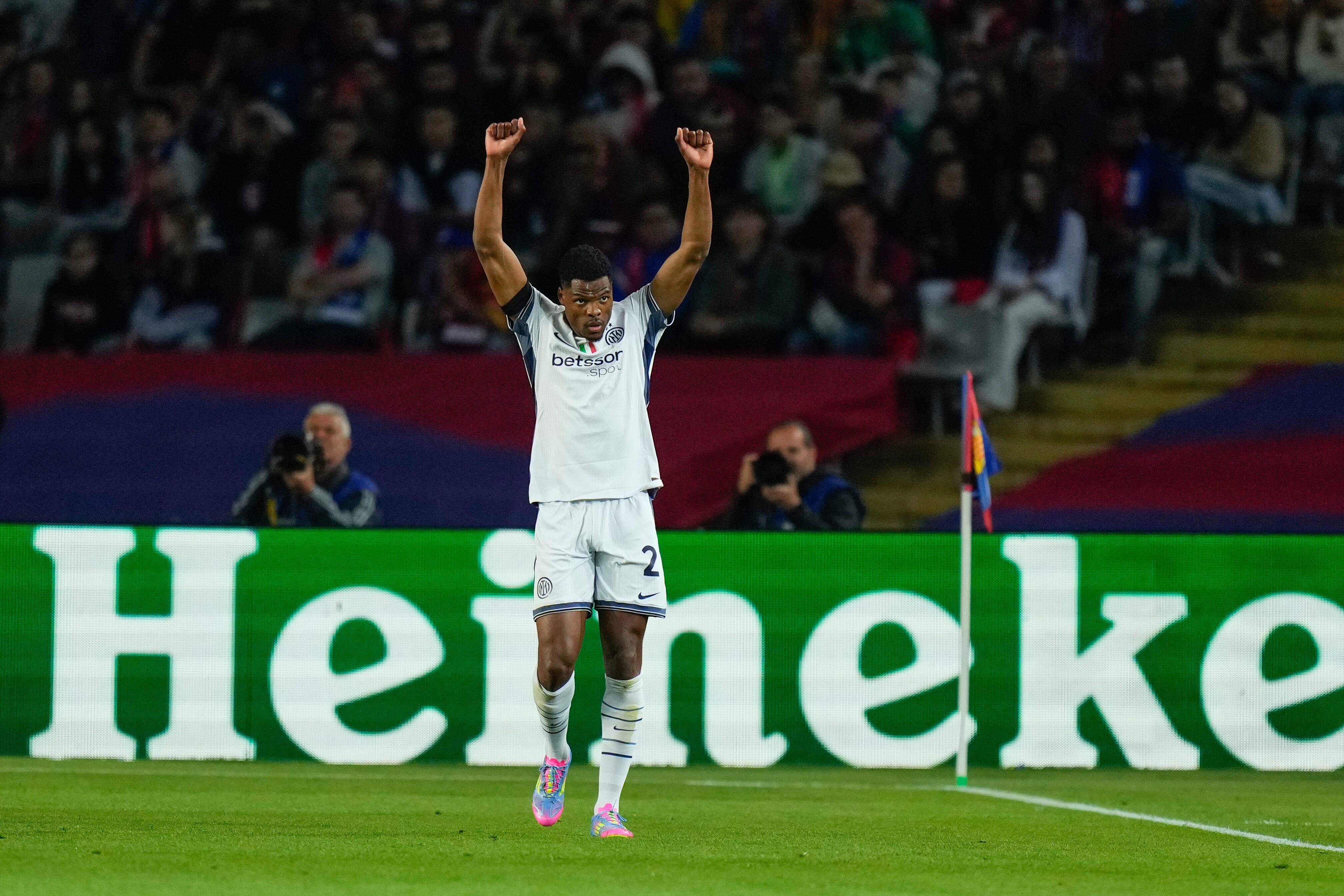 Denzel Dumfries. Foto: EFE/ Siu Wu