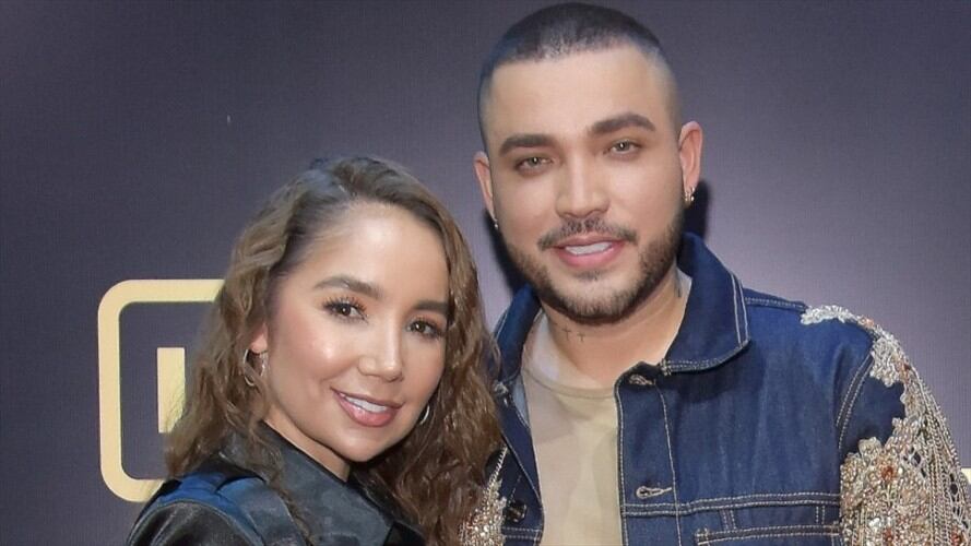 Jessi Uribe y Paola Jara en los Latino Show Music Awards. Foto: Colprensa/Externos