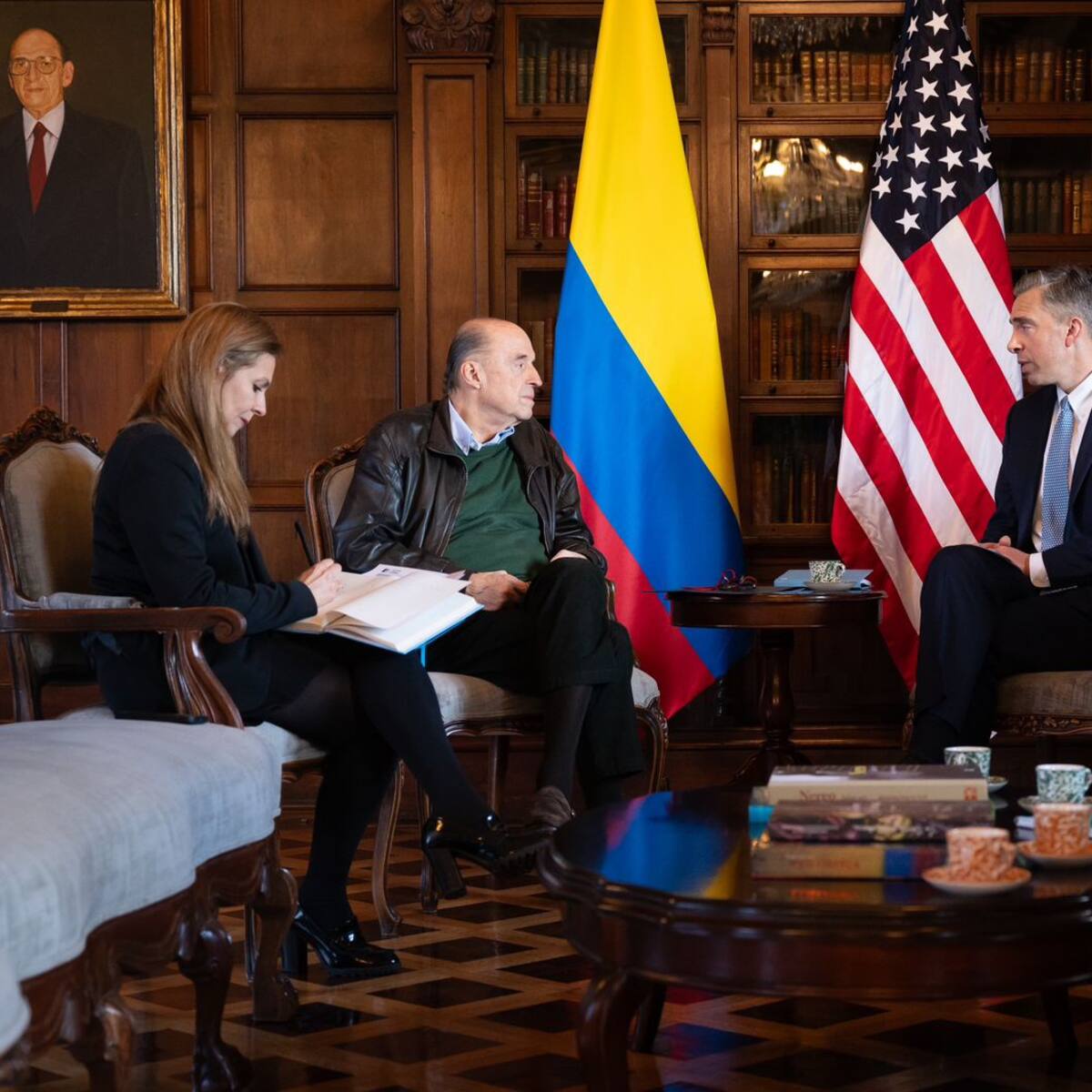 Canciller se reunió con subsecretario de Estado para Inteligencia e Investigación de EEUU