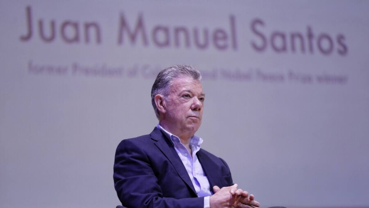 La filantropía juega un papel muy importante en el desarrollo de los países: Juan Manuel Santos en Contrarreloj