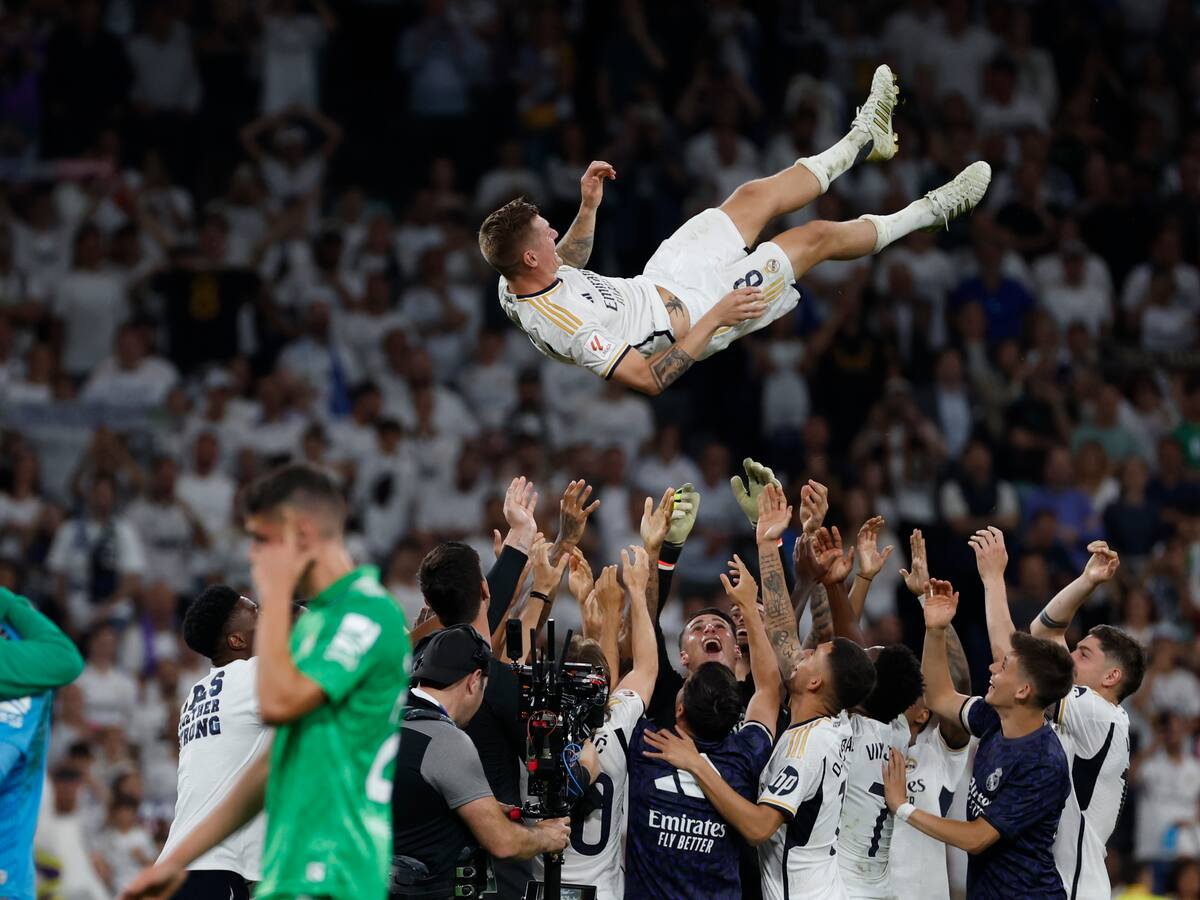 Real Madrid despidió a Toni Kroos como una leyenda: ovación y pasillo de honor