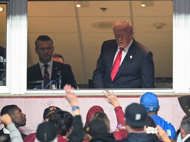 Donald Trump fue abucheado en el partido de NFL entre los Commanders y los Lions en Washington. Foto: John McDonnell / GETTY IMAGES NORTH AMERICA / Getty Images via AFP)