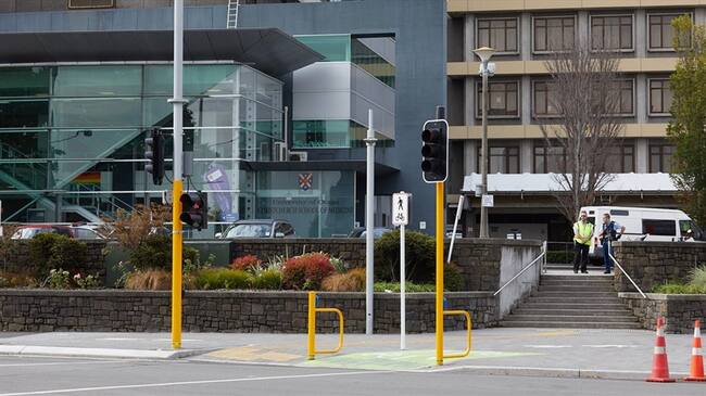 Senador australiano culpa a los migrantes por ataque a mezquitas en Nueva Zelanda. Foto: Agencia Anadolu