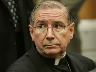 Centenares de casos de abusos de menores por parte de sacerdotes ocurrieron bajo la gestión del cardenal y exarzobispo de Los Ángeles Roger Mahony. Foto: EFE