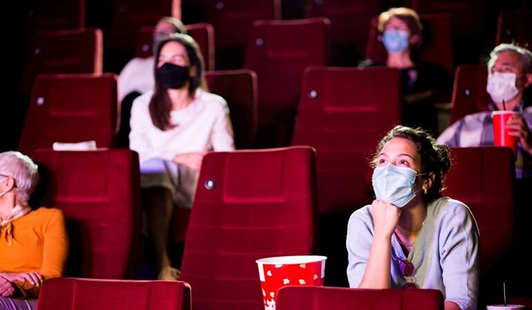 ¿Qué opina de la reapertura de los cines en Colombia?. Foto: Getty Images