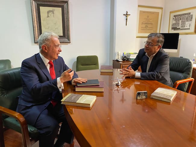 Así fue la reunión entre Gustavo Petro y Álvaro Uribe