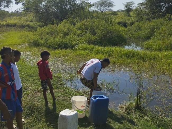 Jagüey donde sacan agua los niños de Salaminita / Cortesía 
