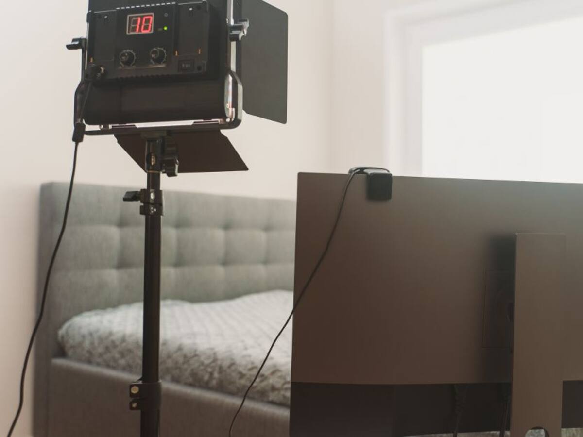 Tren de Aragua estaría extorsionando modelos webcam en Bogotá