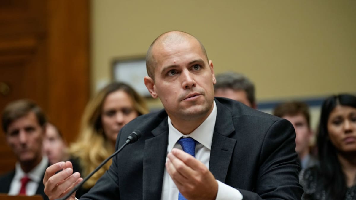 Expiloto de la Marina de EE.UU. aseguró que los Ovnis existen y describió cómo son