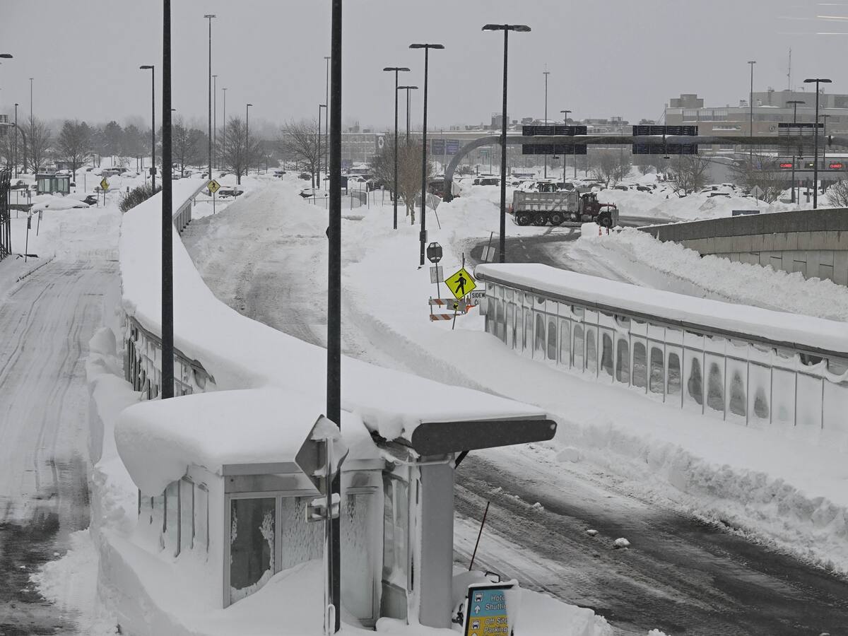 Aumentan a 31 los muertos en Nueva York por tormenta invernal en EE.UU.