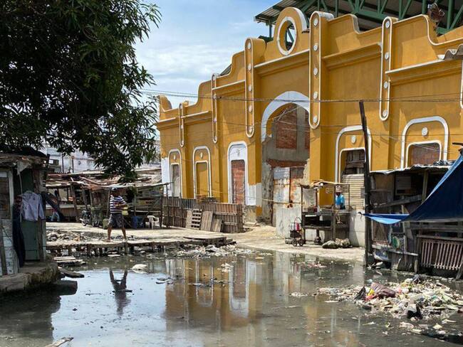 Inundación en el Mercado de Granos de Barranquilla. Foto: Cortesía Andrea Pallares.