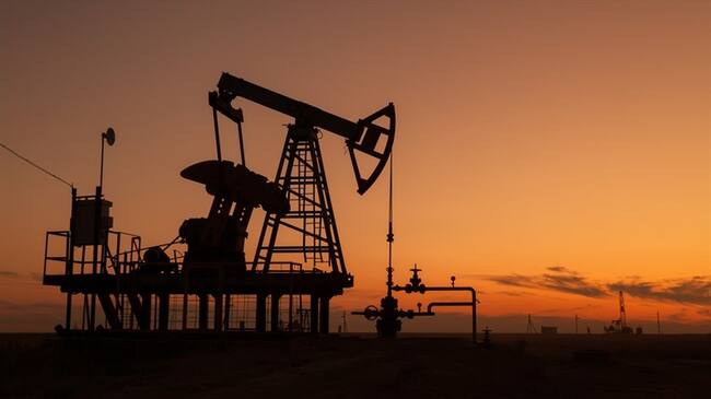 En el mes de enero del 2021, el país produjo 745.247 barriles de petróleo en promedio por día. Foto: Getty Images / PRAMOTE POLYAMATE