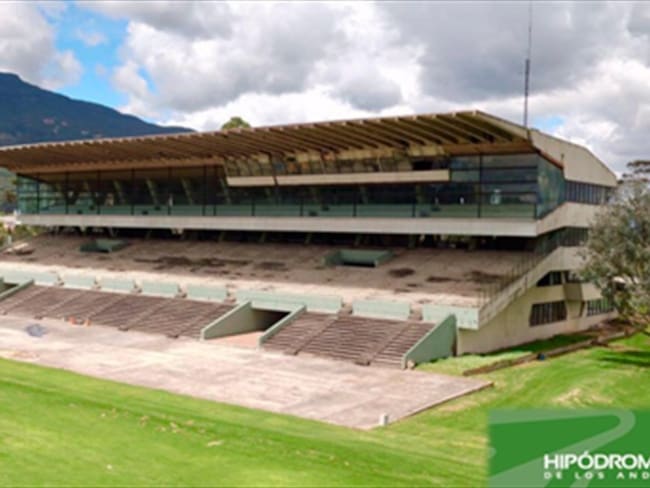 Hipódromo de los Andes.