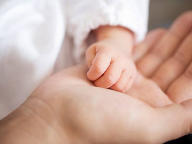 ¿Qué esperar durante la recuperación postparto? Ginecólogo habla sobre dieta, lactancia y más