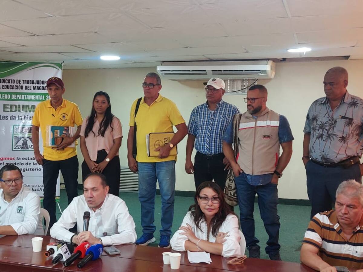 MinTrabajo lidera en Santa Marta la primera mesa de socialización de la reforma laboral