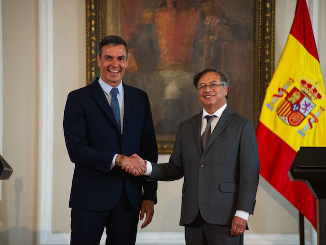 Presidentes Gustavo Petro y Pedro Sánchez. Foto: Getty Images.