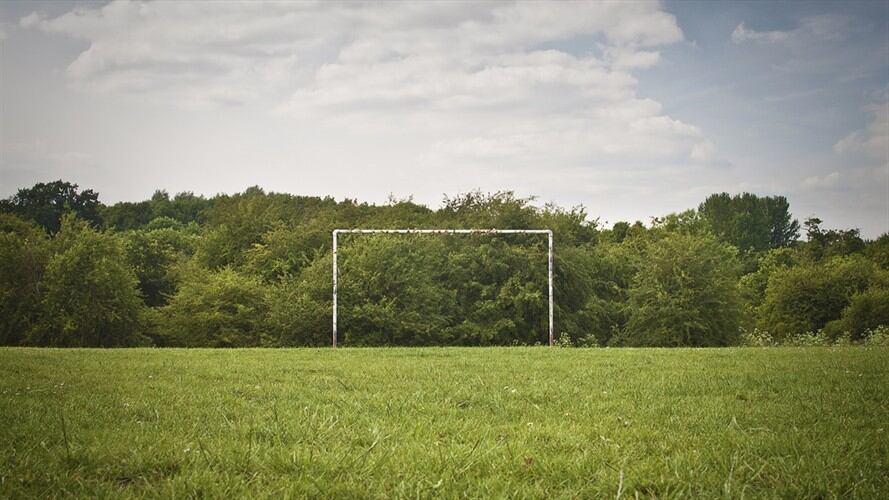 En la zona rural de Carreto, Córdoba los pobladores afirman que en una fotografía se puede ver la figura de satán en una cancha de futbol. Foto: Getty Images