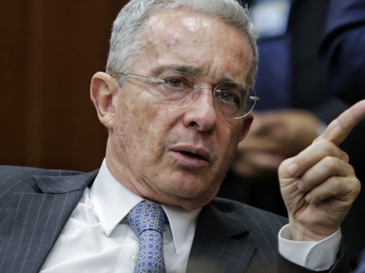 Me exigian un video culpando a Uribe de un plan para matar a Maduro: Saleh