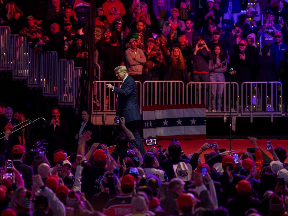 Donald Trump regresa con una investidura sin precedentes y cien decretos en sus primeras horas