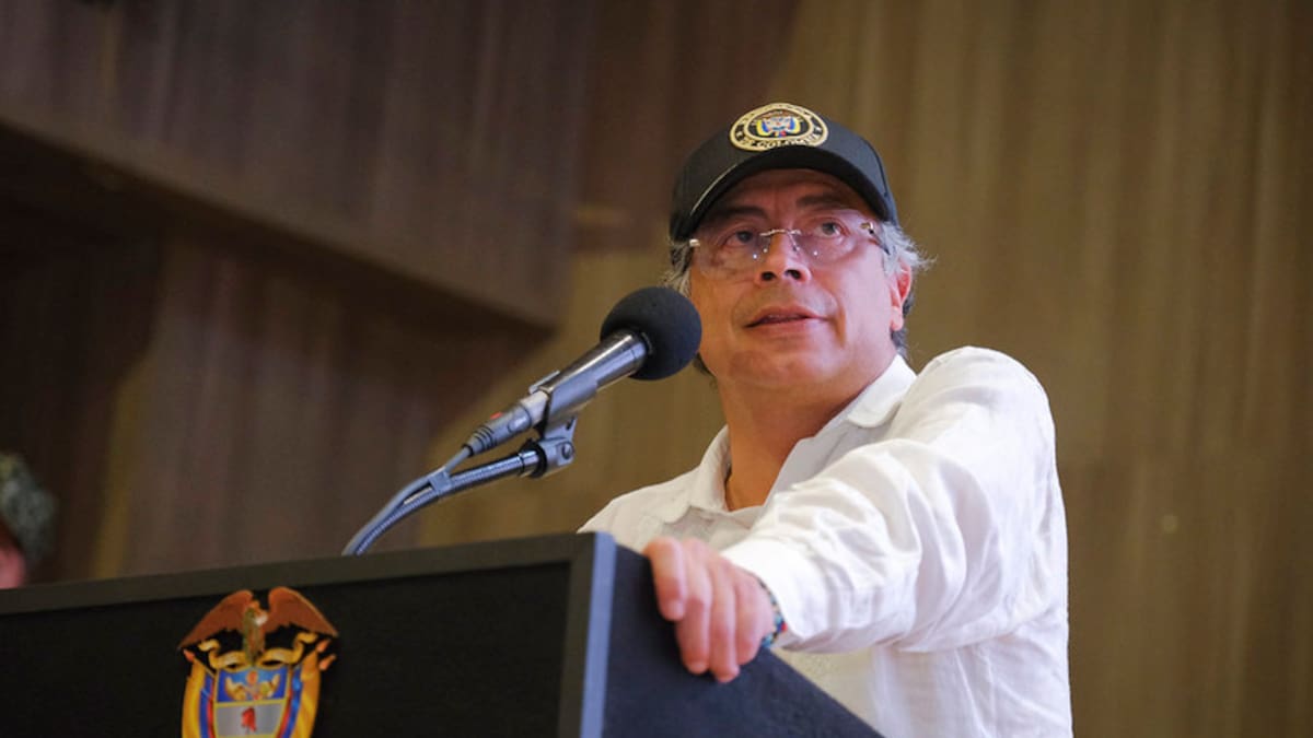 No se responderá matando civiles: presidente Petro tras secuestro de 45 militares en el Cauca