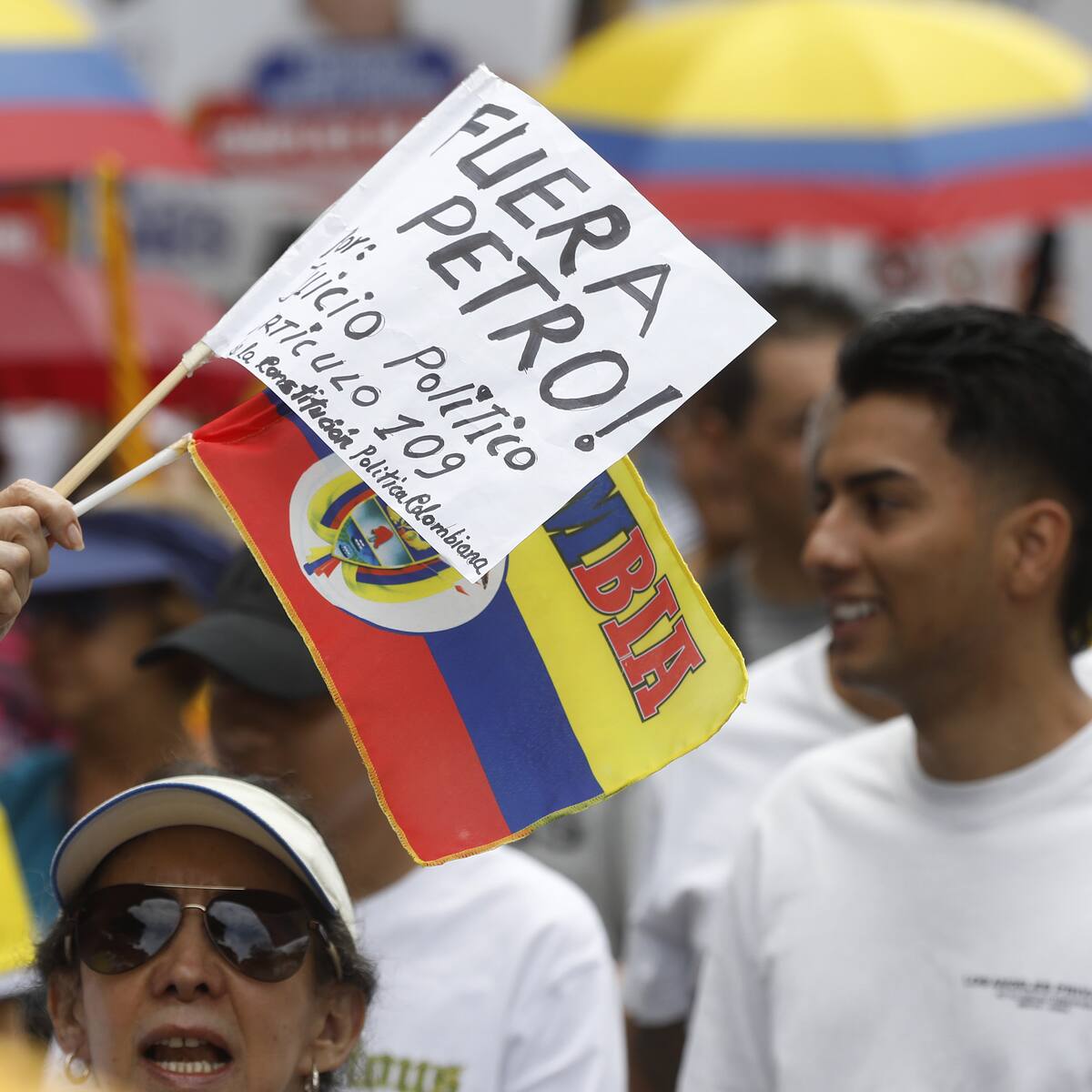 Los escándalos que han empañado los dos años del Gobierno Petro
