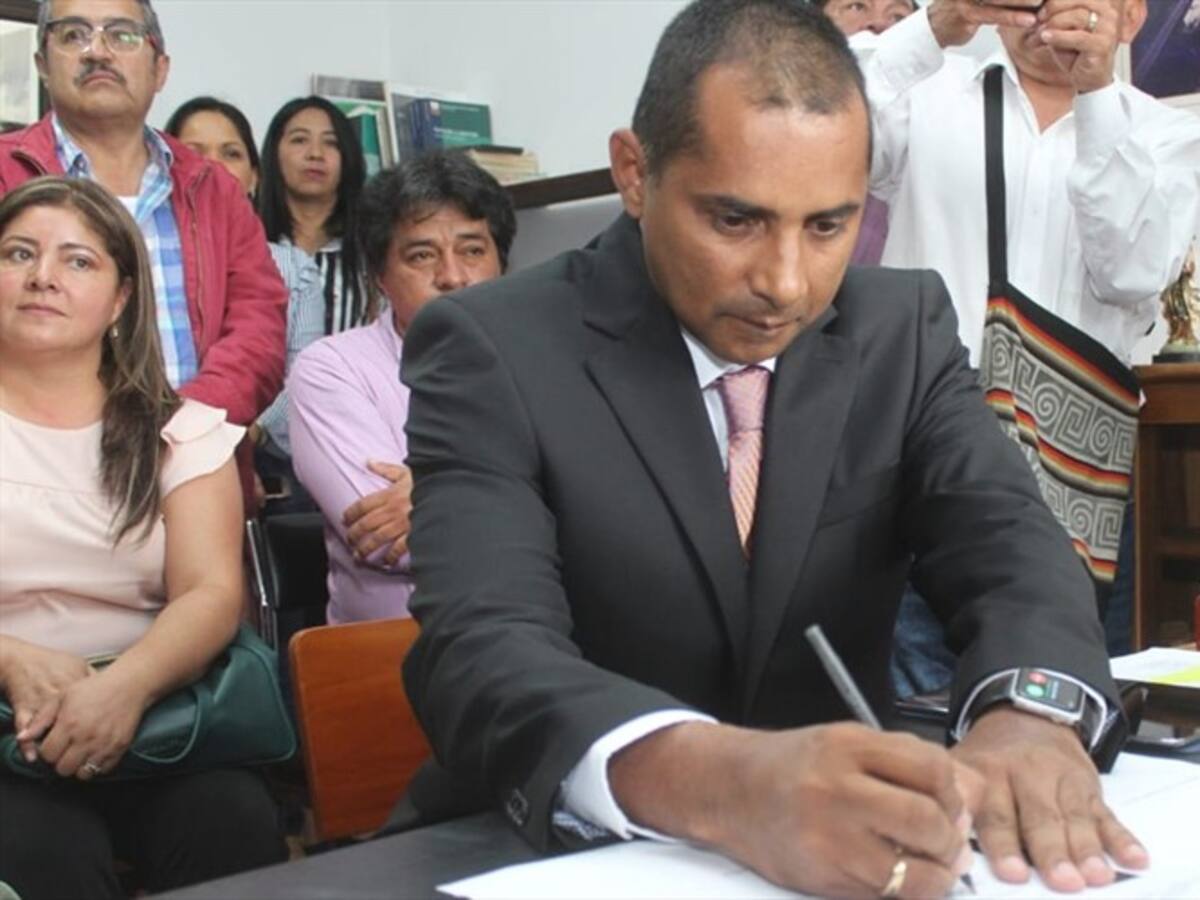Se posesionó el nuevo alcalde encargado de Popayán