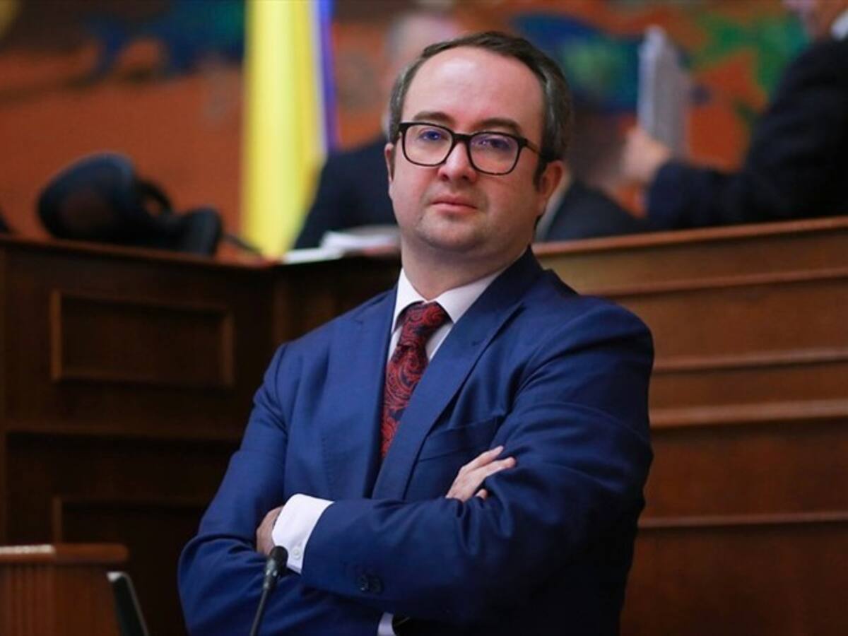 No acompañaremos modificación de Ley de Garantías en segundo debate: Ciro Ramírez