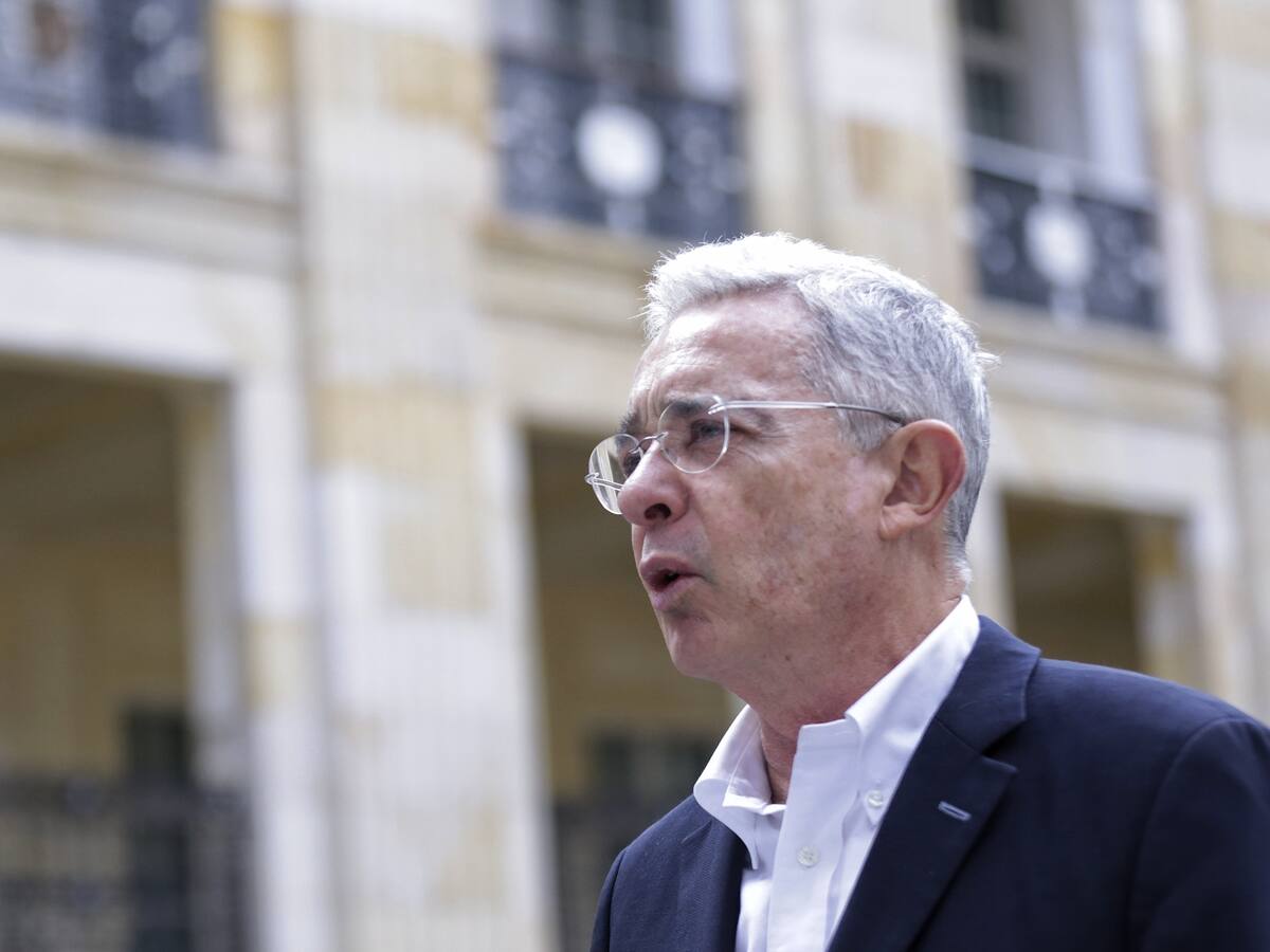 “Se le ruega respeto a los compañeros, a los principios y al partido”: Uribe a Edward Rodríguez