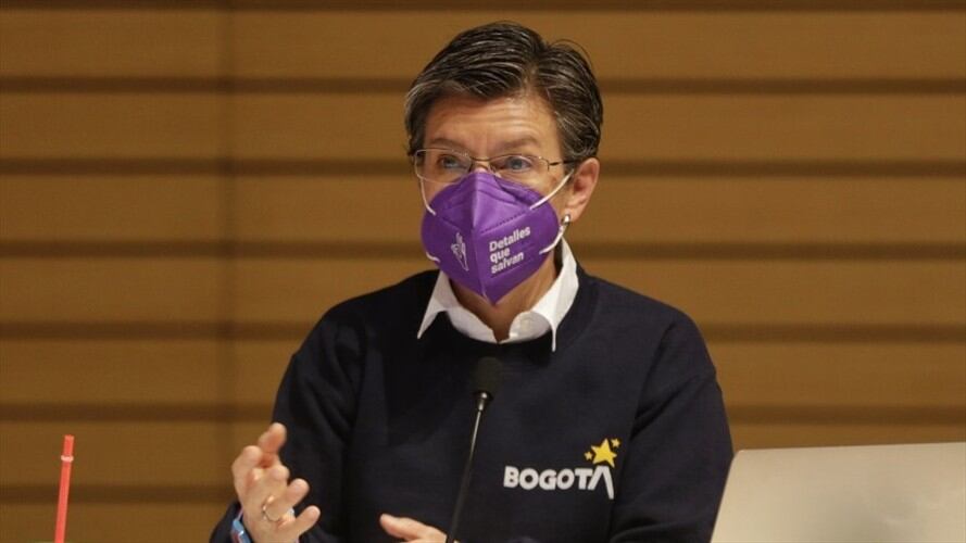 Alcaldesa Claudia López critica falta de vacunas en Bogotá. Foto: Colprensa/Álvaro Tavera