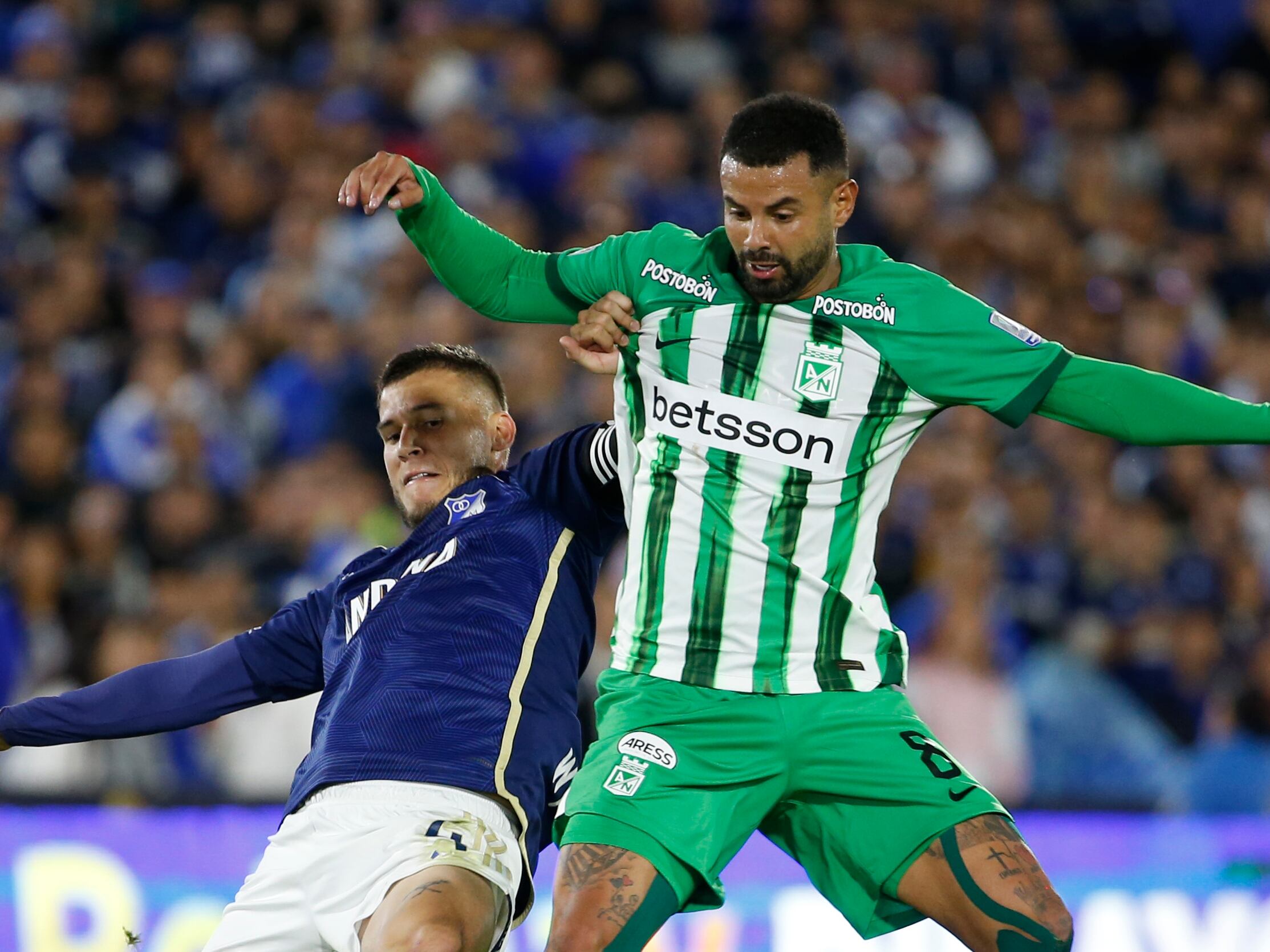 Edwin Cardona durante un clásico entre Atlético Nacional y Millonarios en El Campín. (Photo by John Vizcaino/VIEWpress)