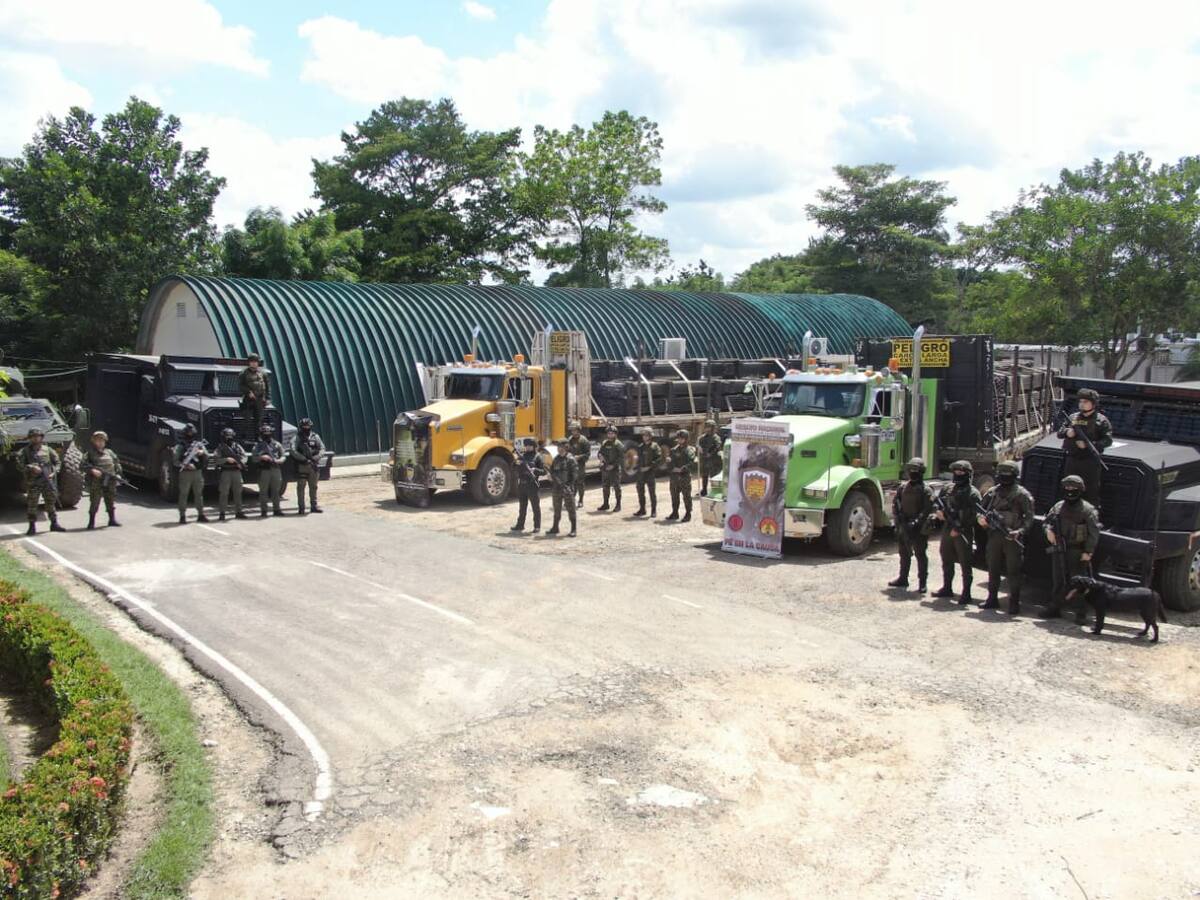 Policía recuperó dos tractocamiones y mercancía de Ecopetrol en la zona del Catatumbo