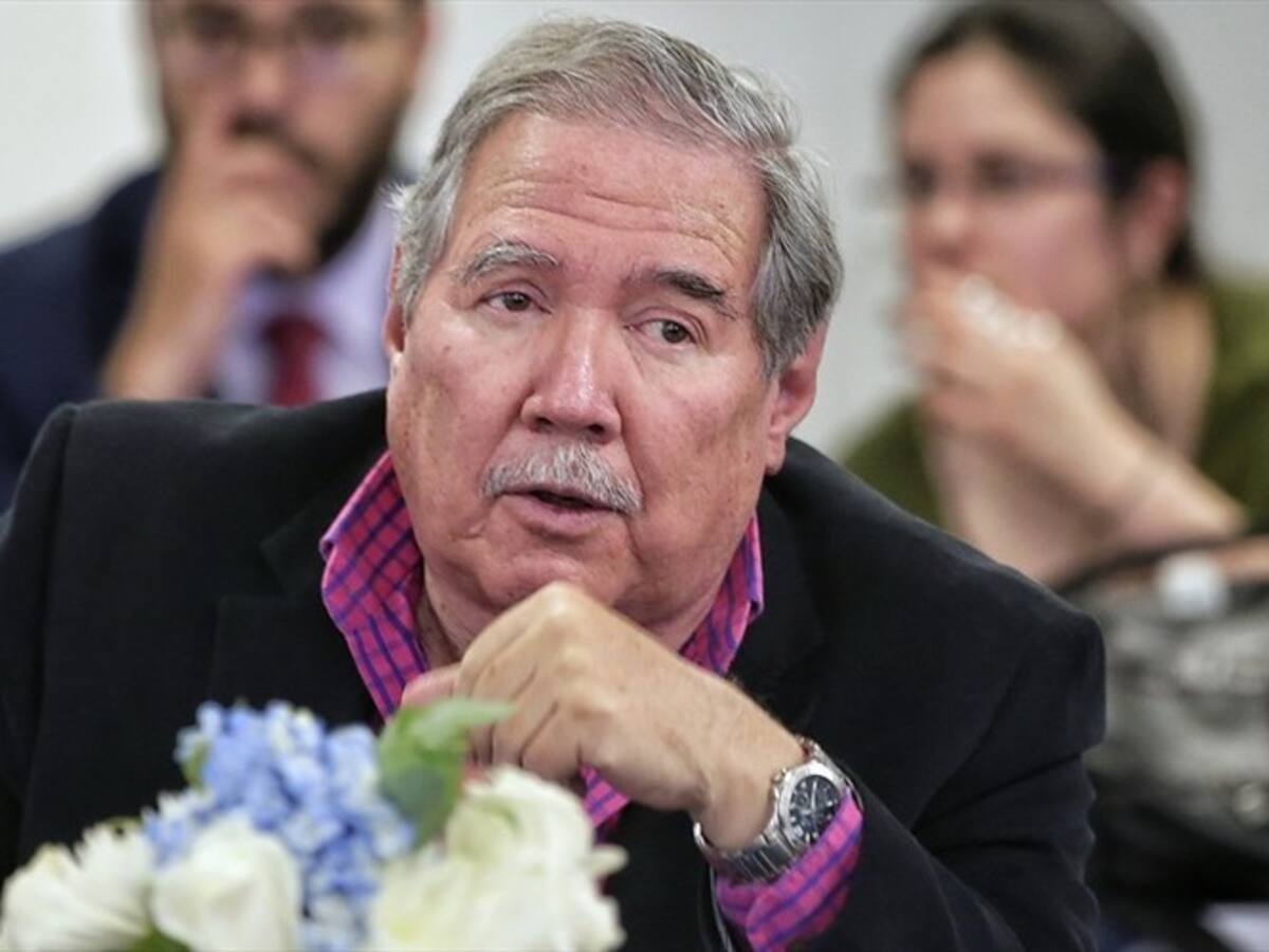 Hoy hay más de dos millones de colombianos adictos a las drogas: Mindefensa