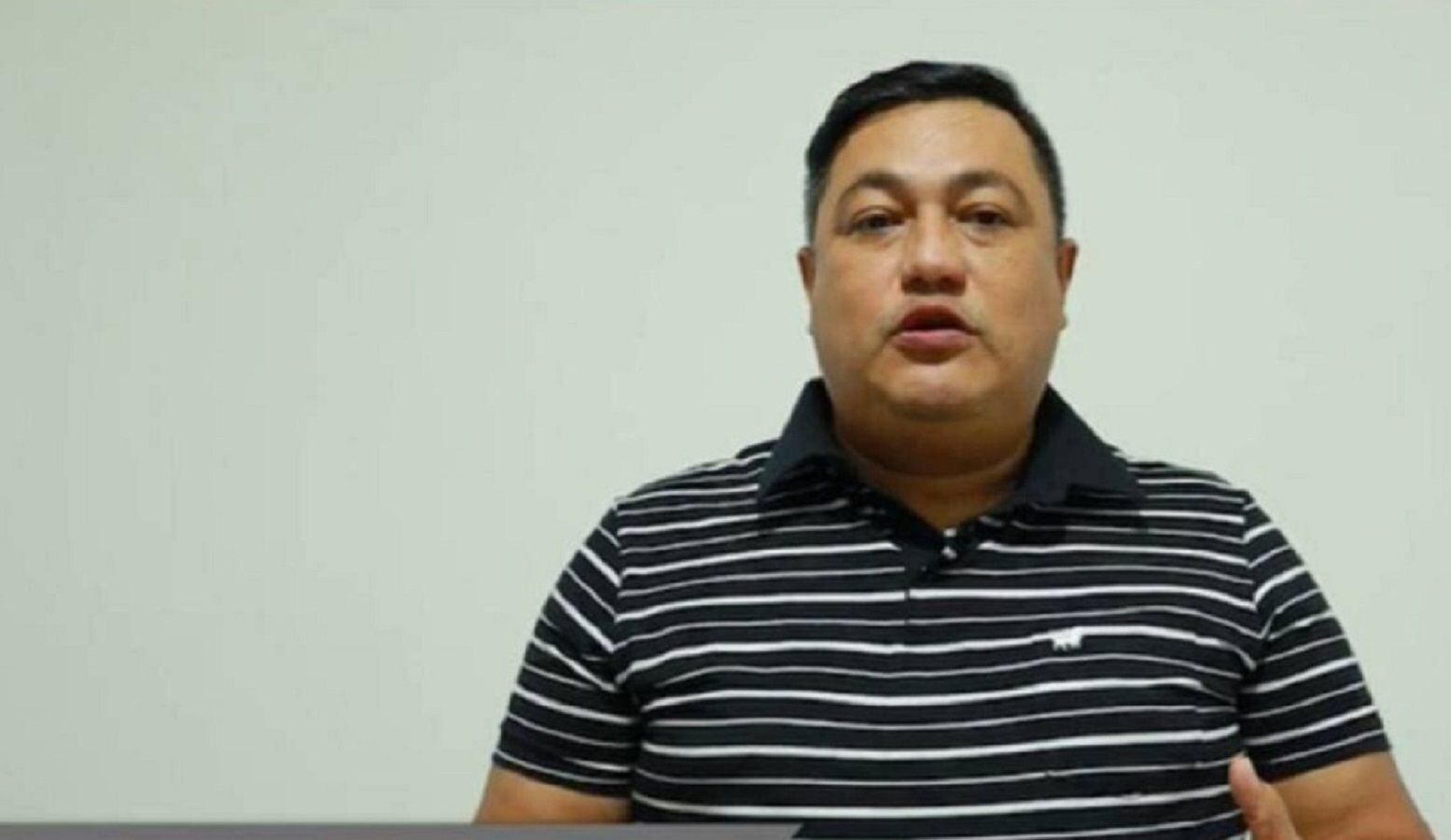 Hurtan camioneta del alcalde de Tibú y las armas a su esquema de seguridad. Foto colprensa 