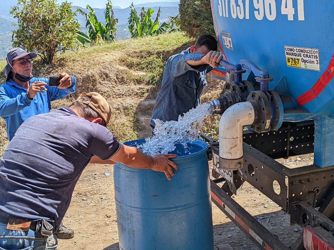 La Unidad de Gestión del Riesgo de Boyacá apoyó a San Pablo de Borbur con el préstamo de un carrotanque para mitigar el desabastecimiento de agua/ Foto. Suministrada