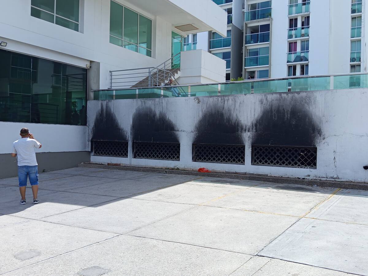 Asciende a 62 la cifra de heridos en incendio al interior de un conjunto residencial en Barranquilla