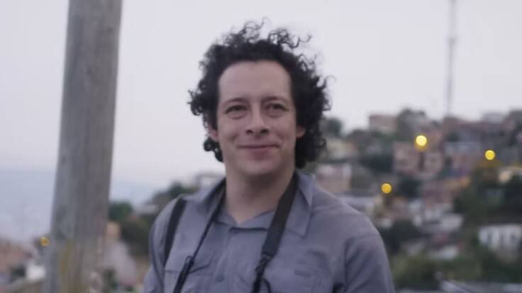 “El ejercicio periodístico nos vuelve más sensibles con las realidades”: fotógrafo Federico Ríos